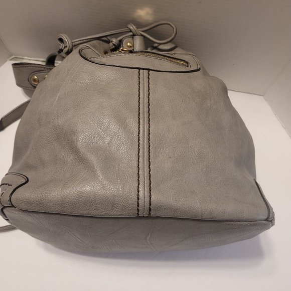 Scarleton Women's Grey Shoulder Handbag Tote Purse, Soft Vegan Leather Bag - Picture 6 of 10